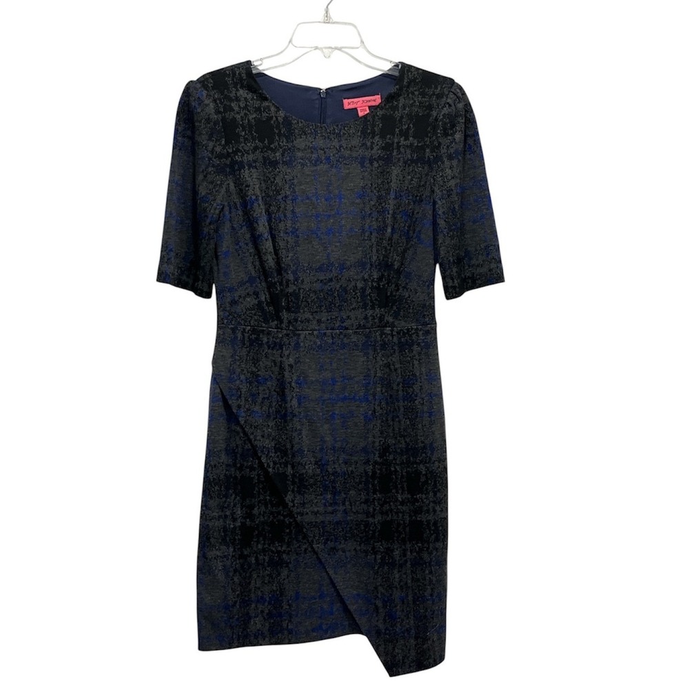 Betsey Johnson Excellent Pre-Owned Dress Women 6 Gray Plaid Tulip Short Sleeve